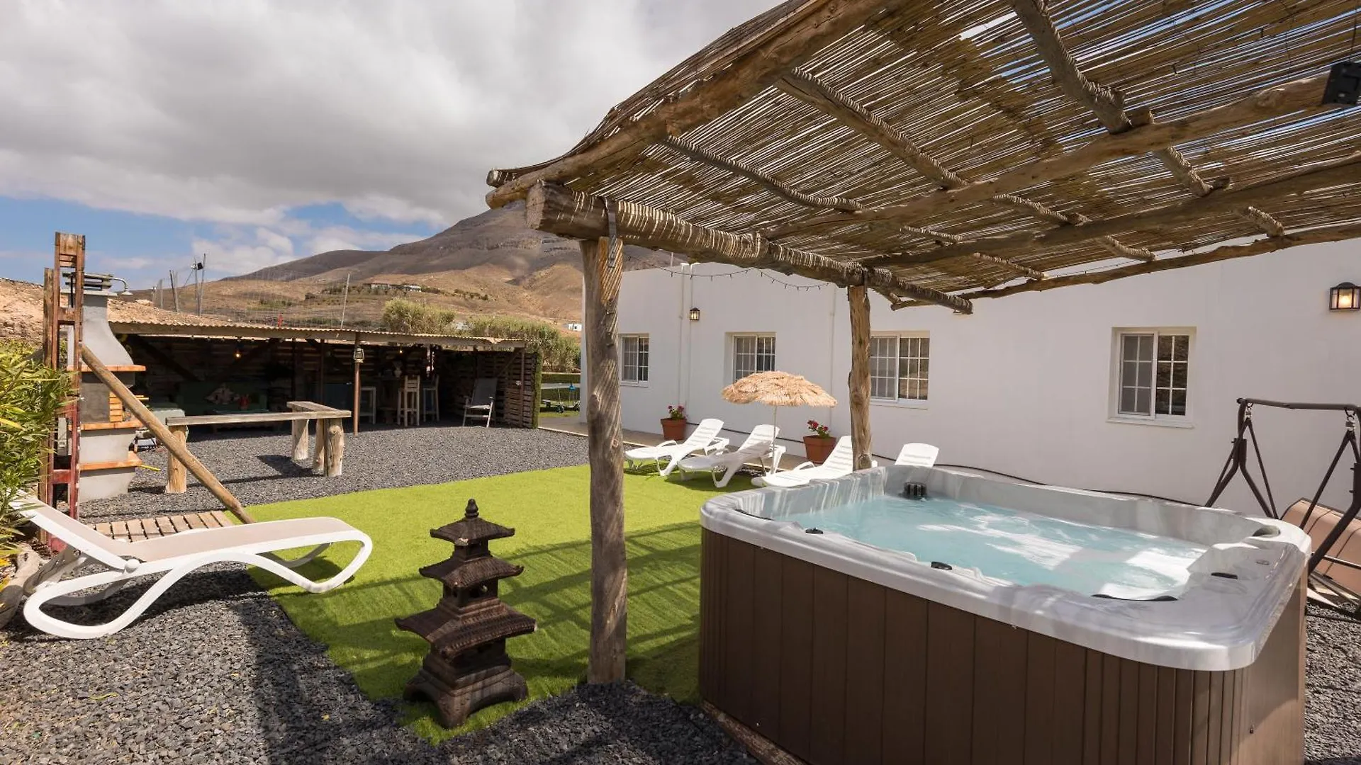 Holiday home Casa Guerepe Villa La Pared  Spain