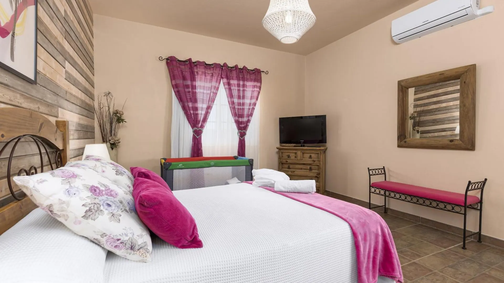 Casa Guerepe Villa La Pared  Holiday home